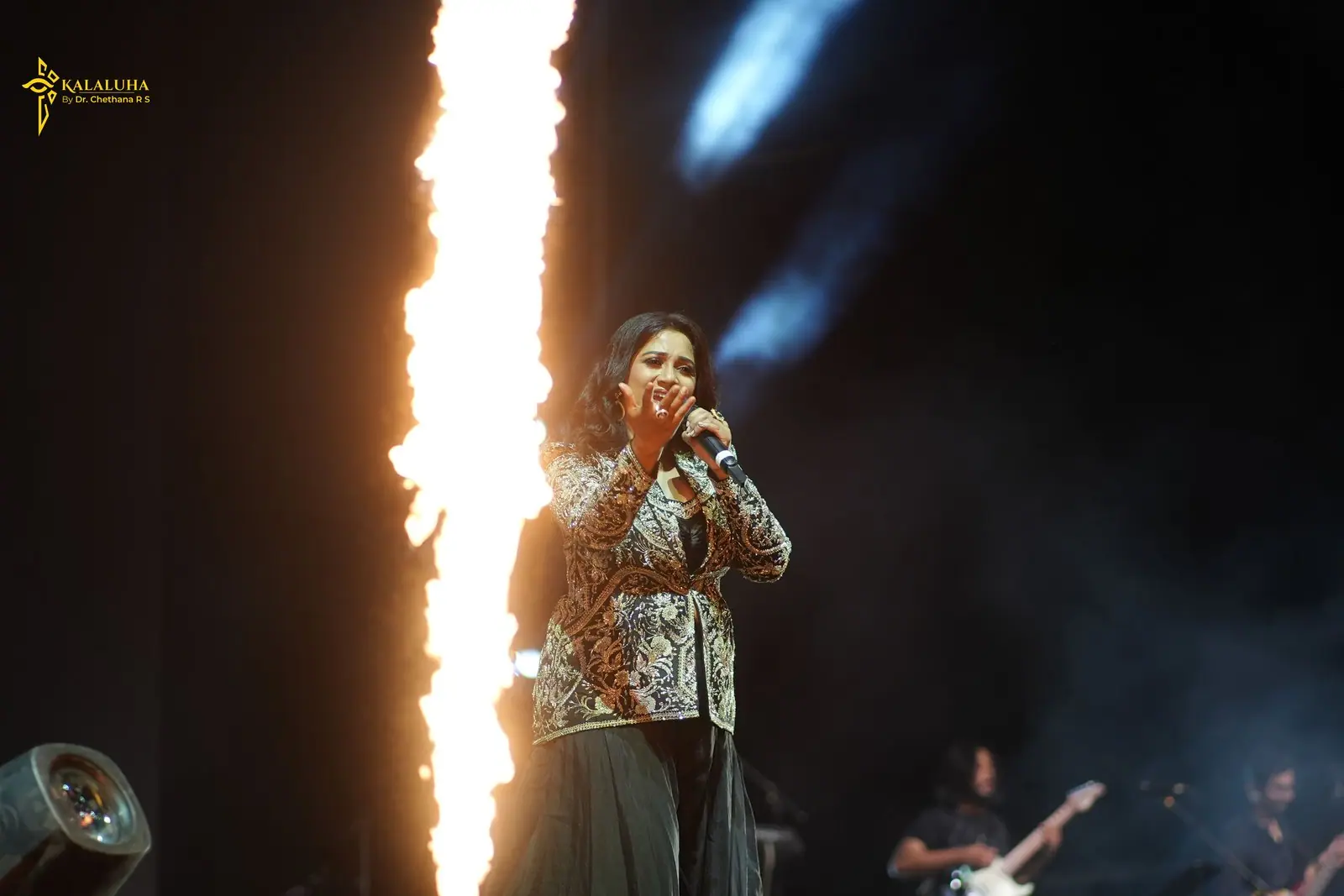 Designing a Show Flow That Lands the Encore: Kalaluha's Method