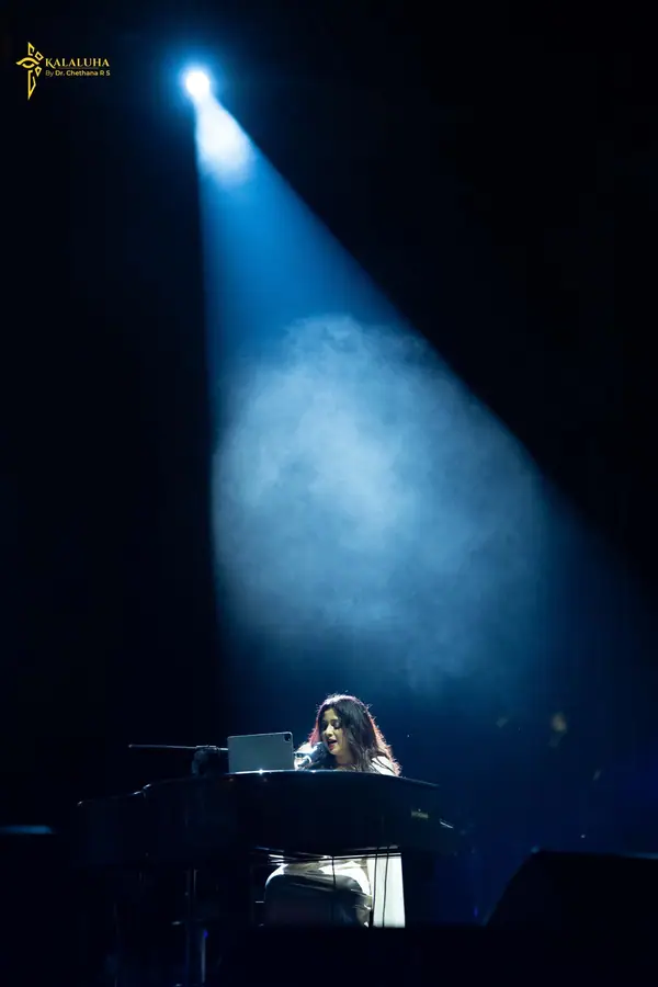Shreya Ghoshal All Hearts Tour, produced by Kalaluha in Bengaluru: photograph 3