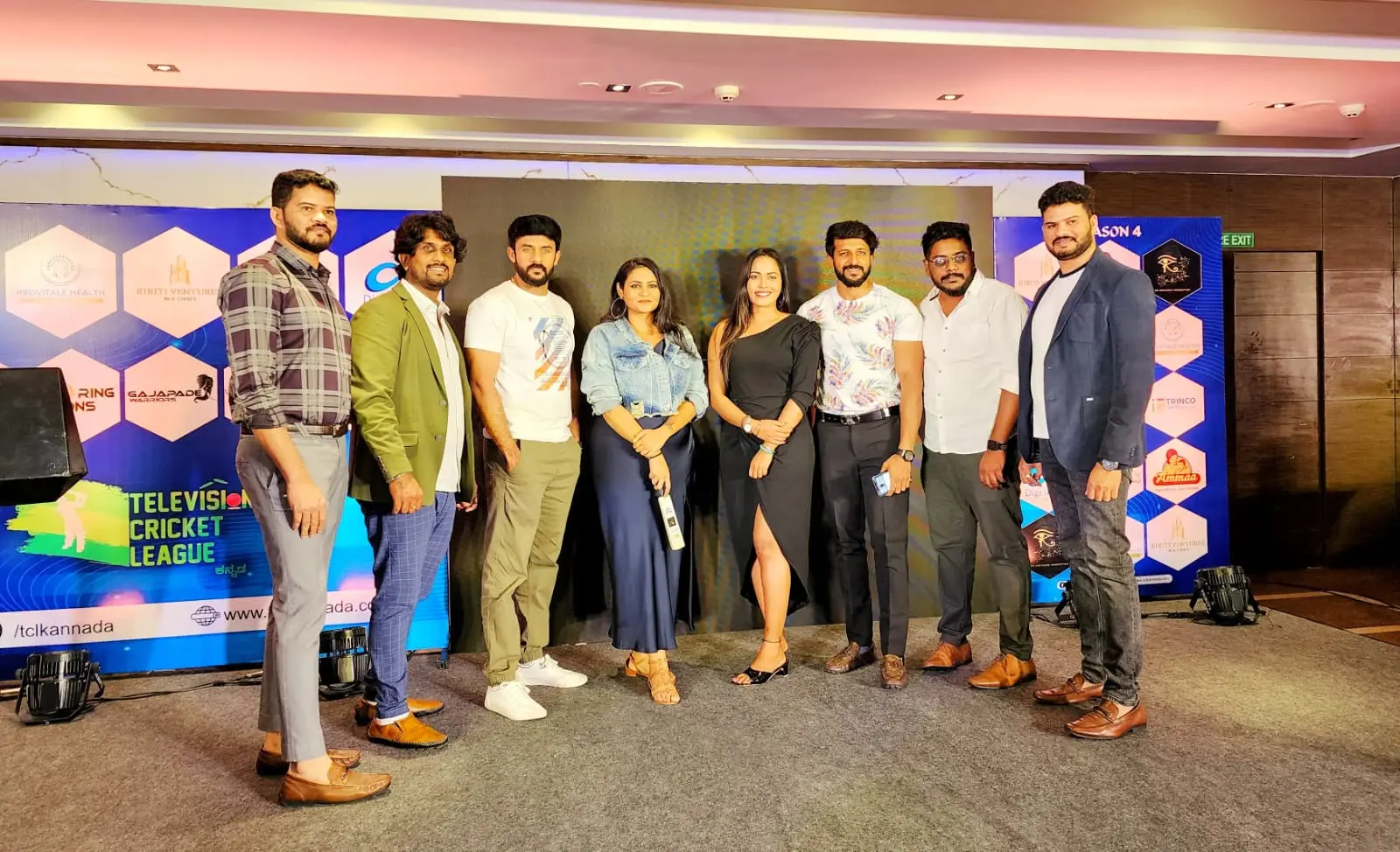 Television Cricket League · Primetime, On the Pitch
